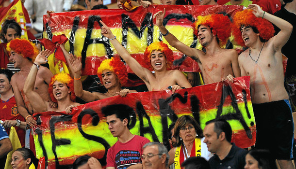 Spain-fans-Euro-2012