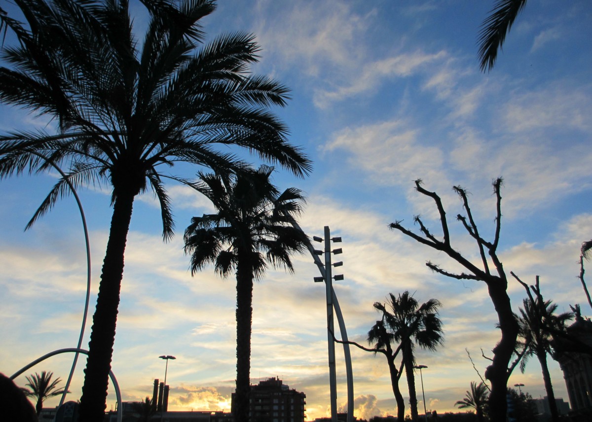 Barcelona-sunset-Port-Vell