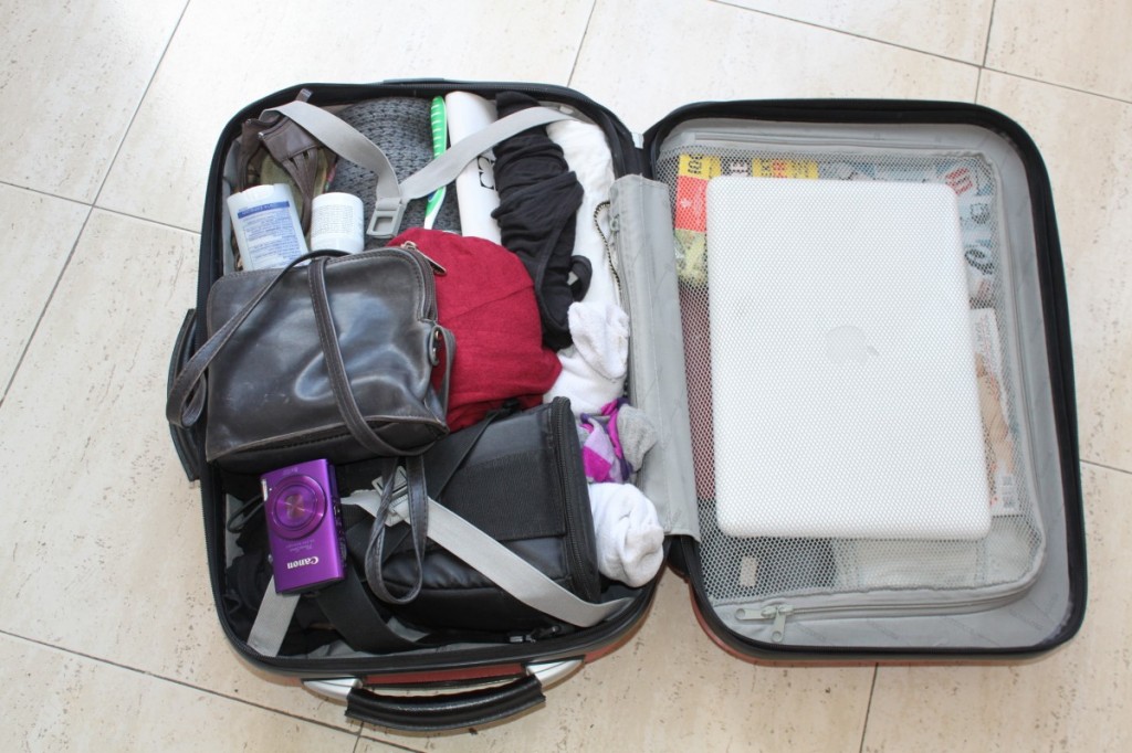 how-to-pack-a-carry-on-bag-for-a-ryanair-flight