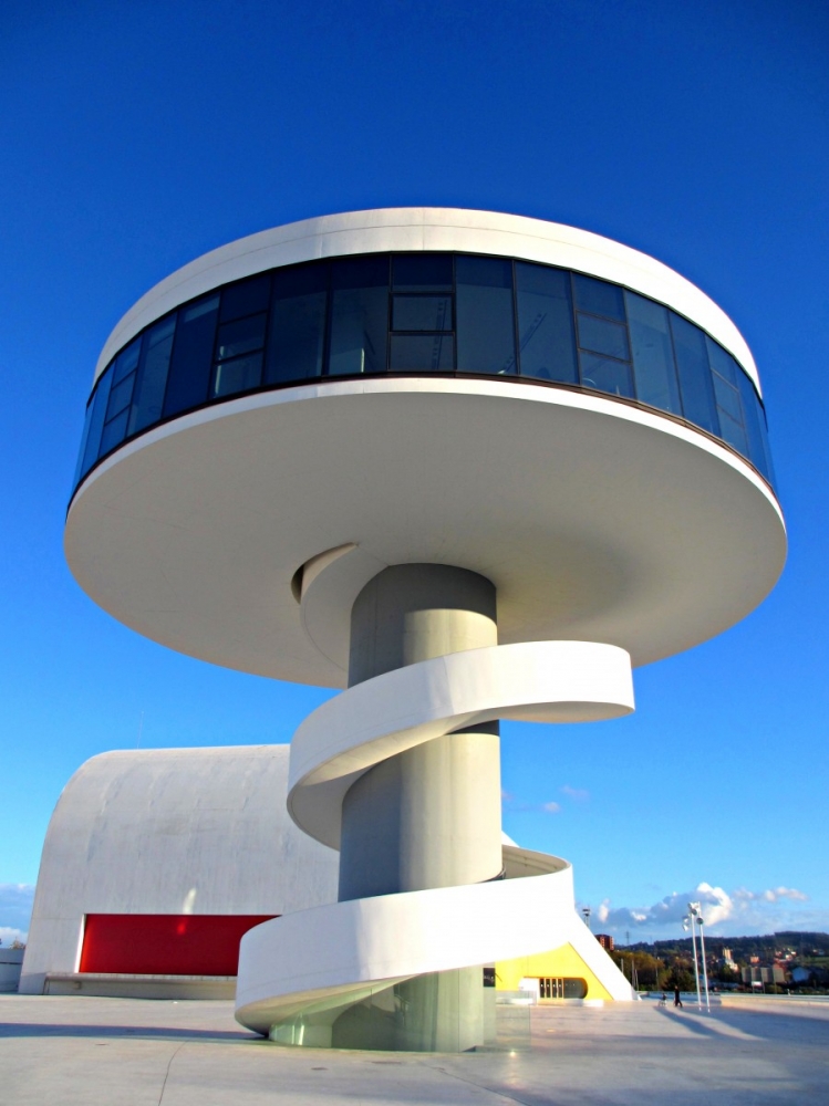 Aviles-Spain-Oscar-Niemeyer-Cultural-Center-Asturias