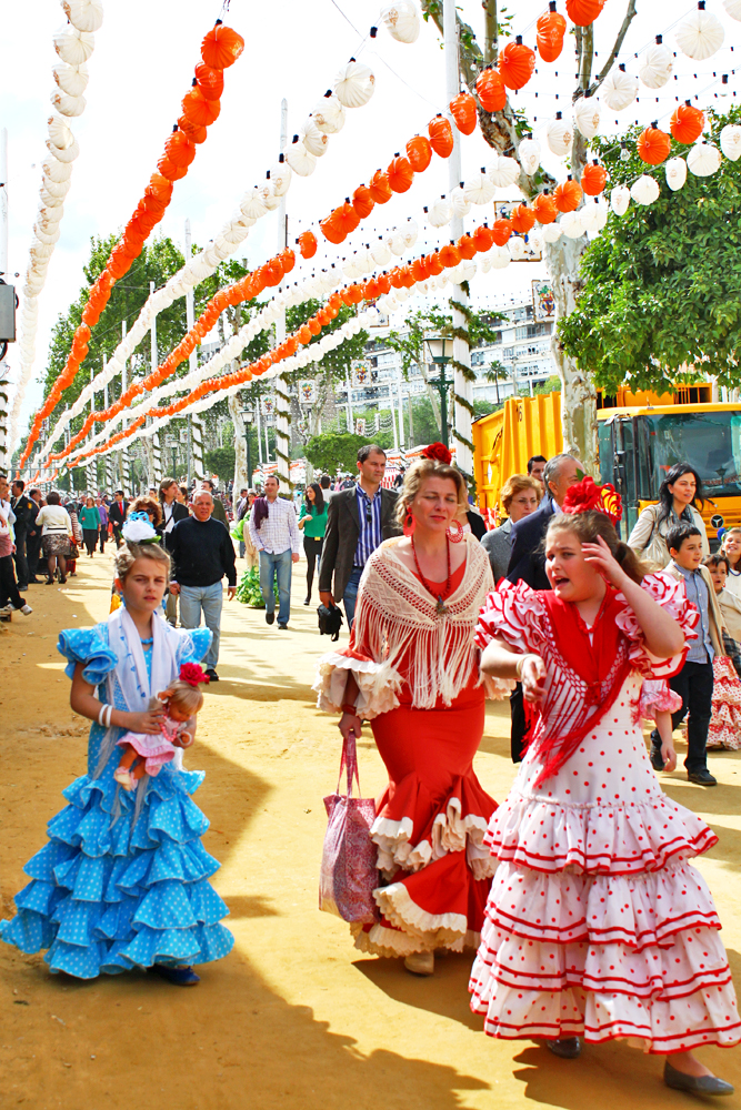 3-must-see-springtime-spanish-festivals-barcelona-blonde