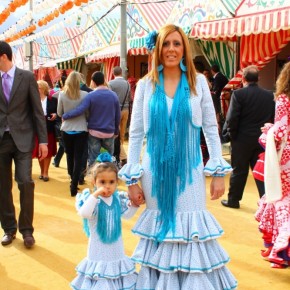 Feria-de-Abril-Sevilla-2012-traditional-clothing