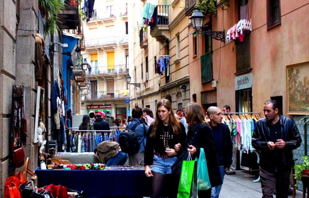 Barcelona’s Best Vintage Shopping and Flea Markets