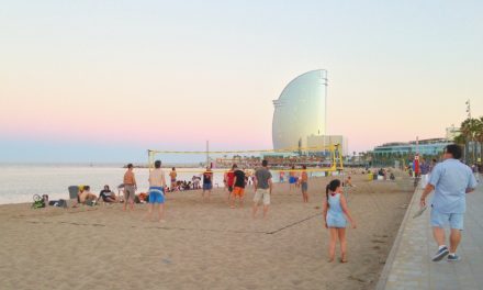 15 Perfect Things to Do in Summer in Barcelona